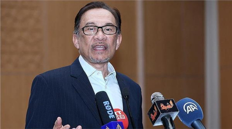 رئيس وزراء ماليزيا: موقف الغرب من الحرب على غزة انتقائي ويتحدى المنطق